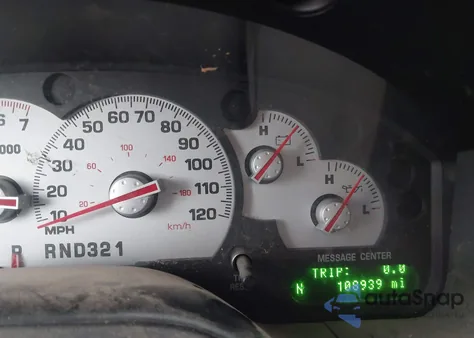 2005 Mercury Mountaineer z USA, uszkodzony, nr VIN 4M2DU86W05UJ08435